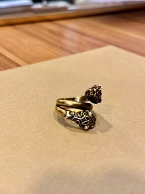 Gucci Gold-Tone Double Snake Ring with Enamel Accents